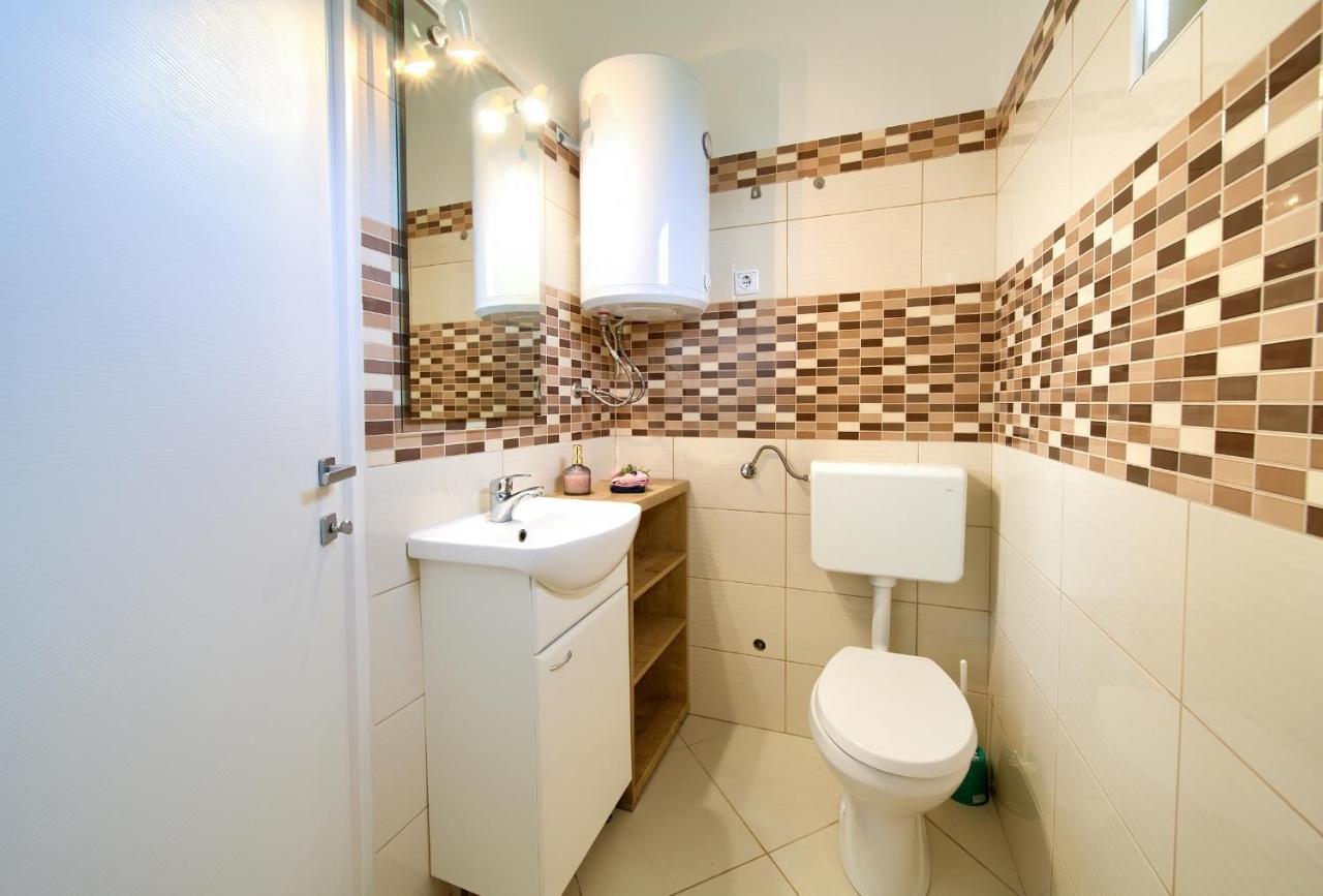 Malinska -Krk Apartment Ngoại thất bức ảnh